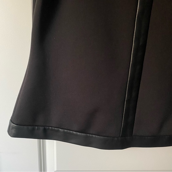 New With Tags Calvin Klein Faux-Leather Trim Scuba Top - Picture 6 of 8